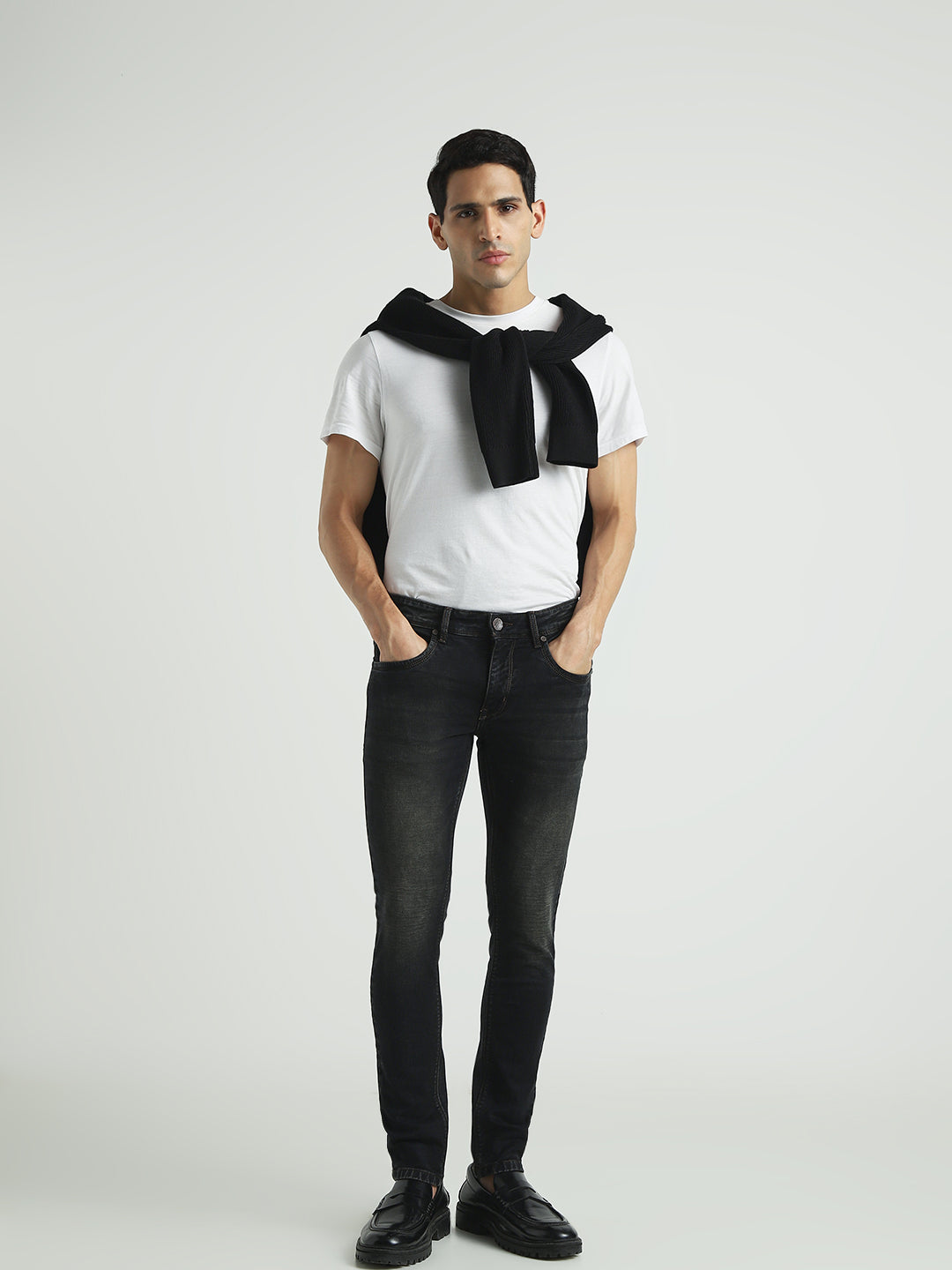 Men Washed Black Slim Fit Stretch Denim Jeans