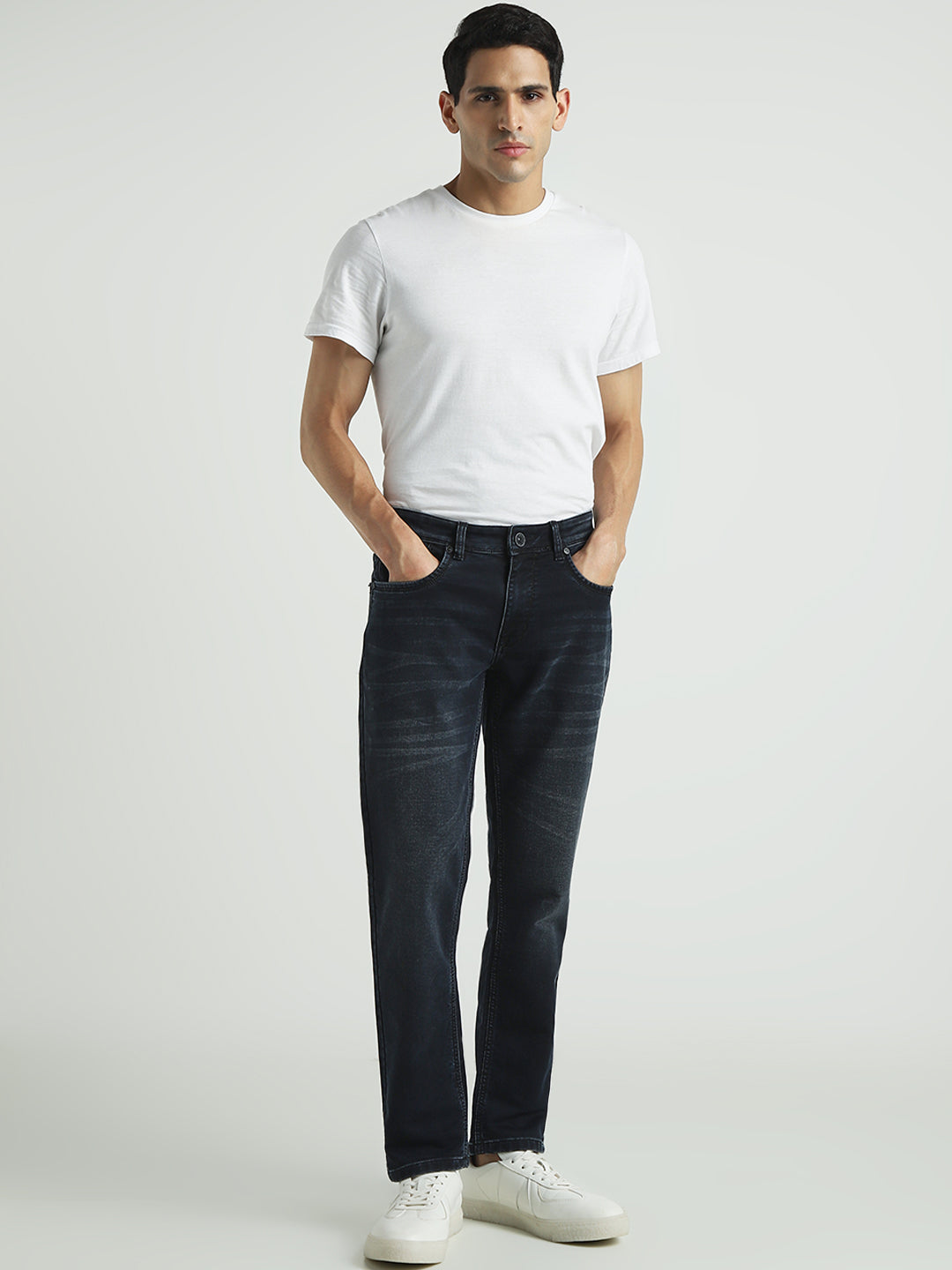 Men’s Black Straight Fit  Jeans