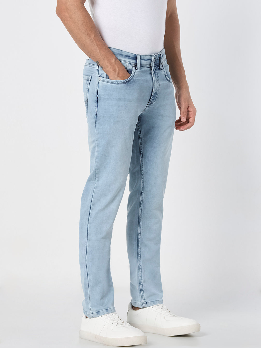 Men’s Light Blue Slim-Straight  Jeans
