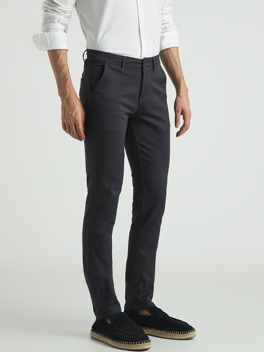 Men Charcoal Grey Slim Fit Casual Trousers