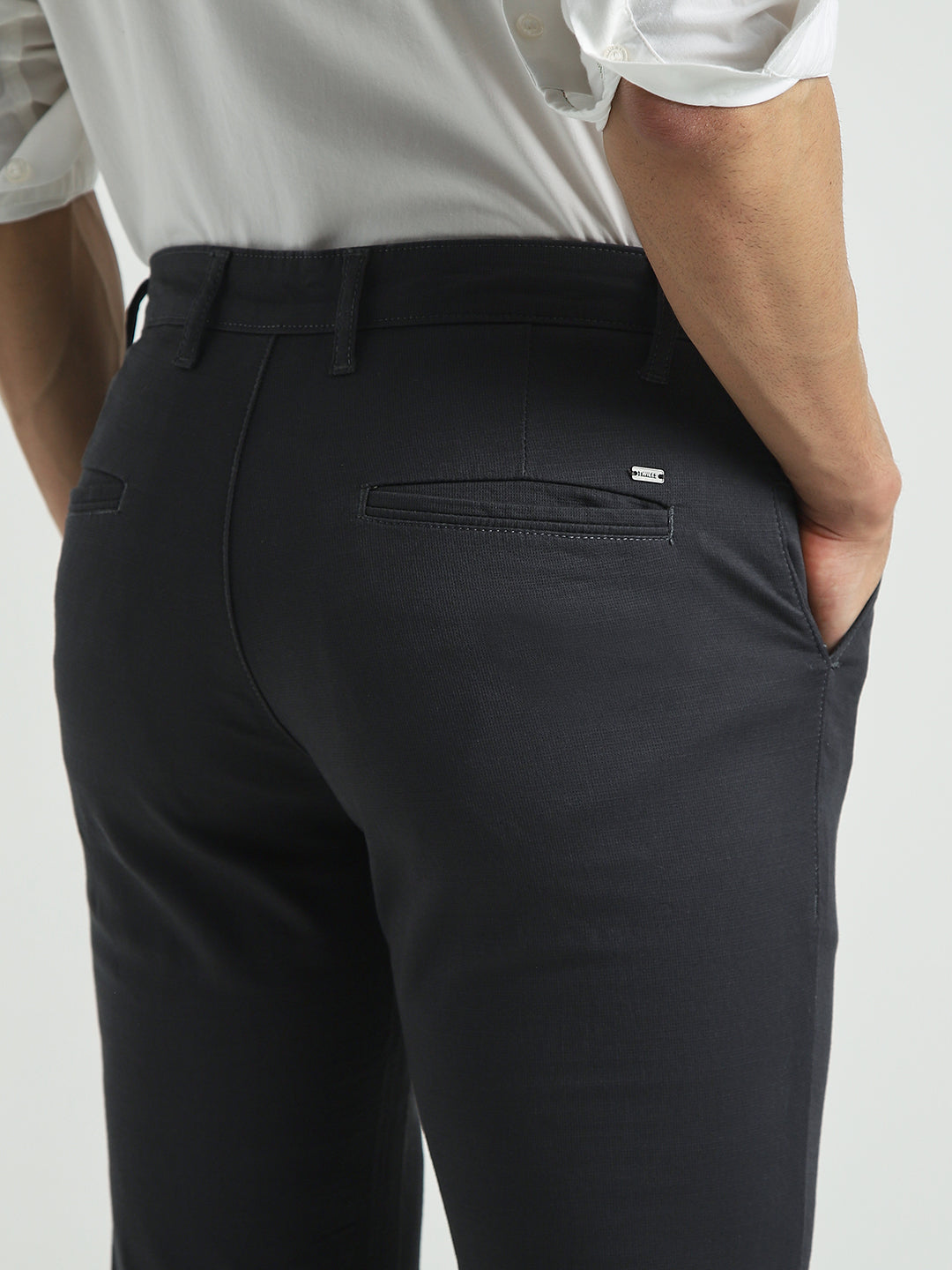 Men Charcoal Grey Slim Fit Casual Trousers