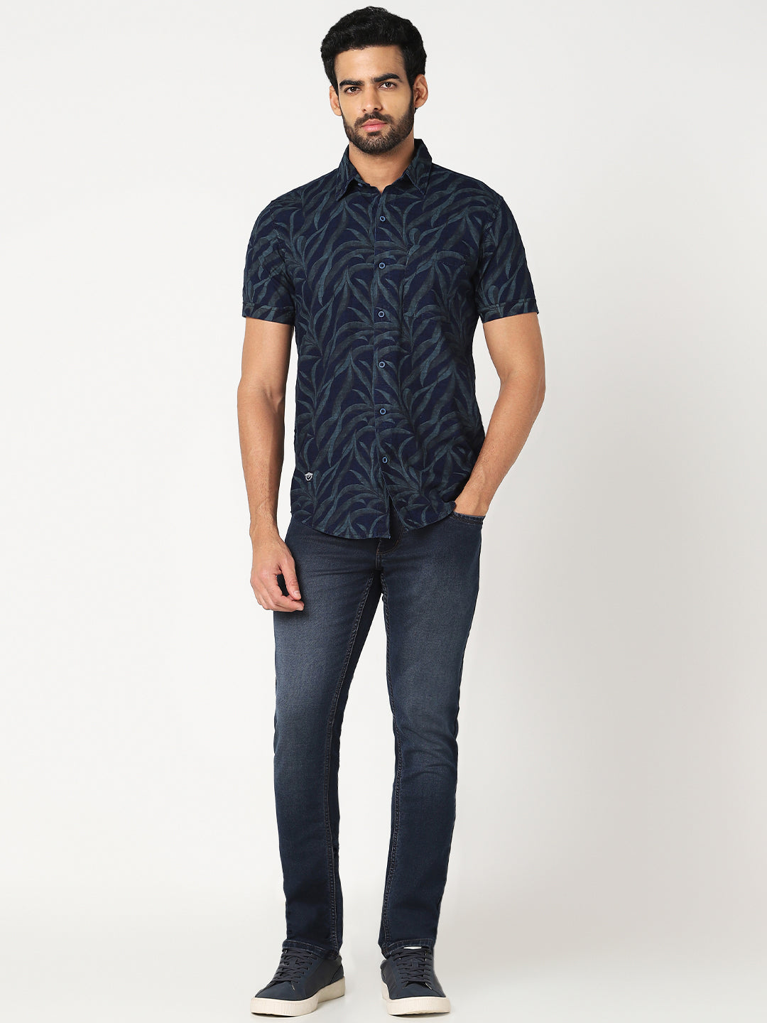 Men Navy Blue Leaf Print Casual Shirt