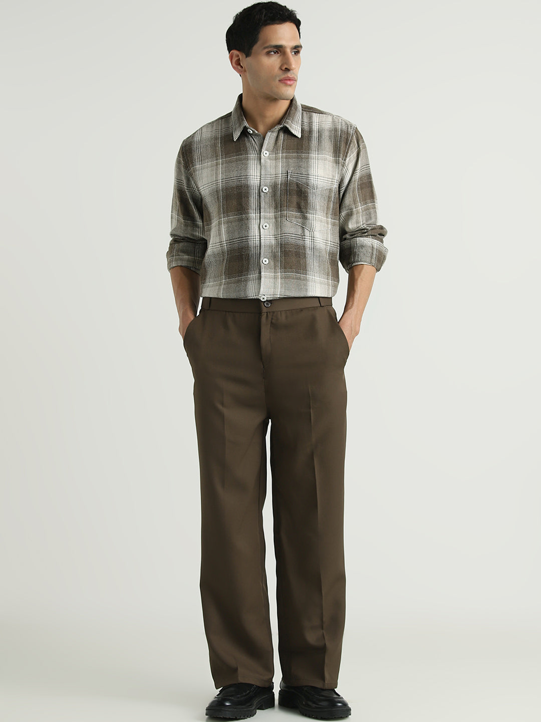Men Olive Checked Relaxed Fit Shirt
