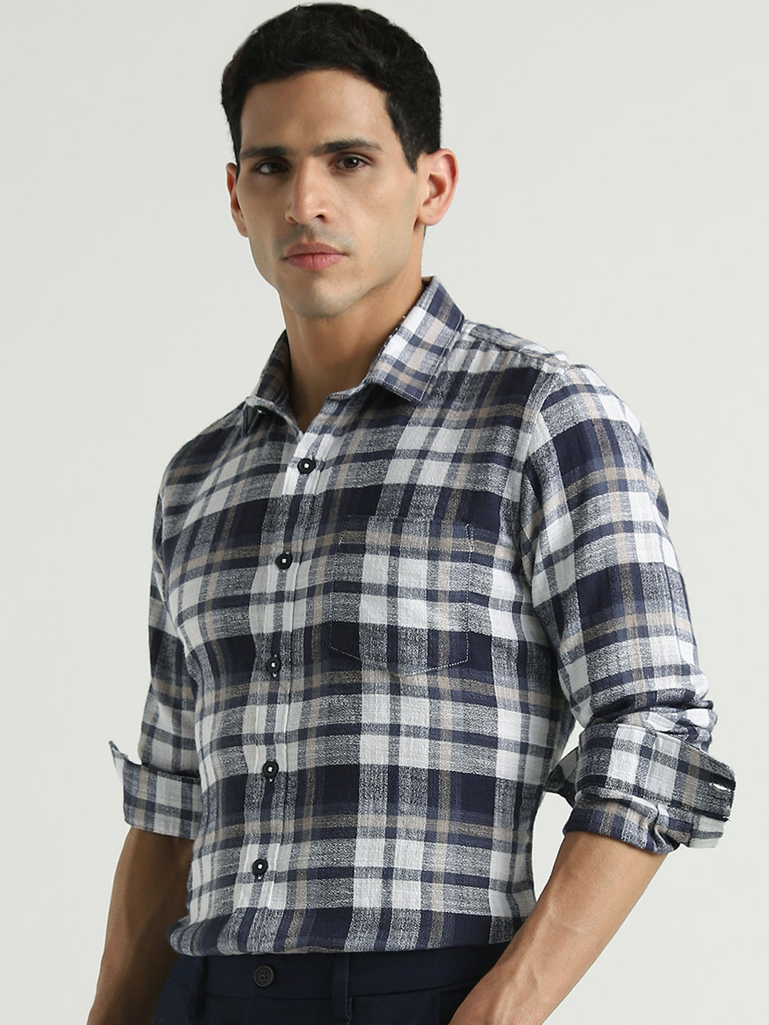 Men Grey Blue Checked Relaxed Fit Shirt