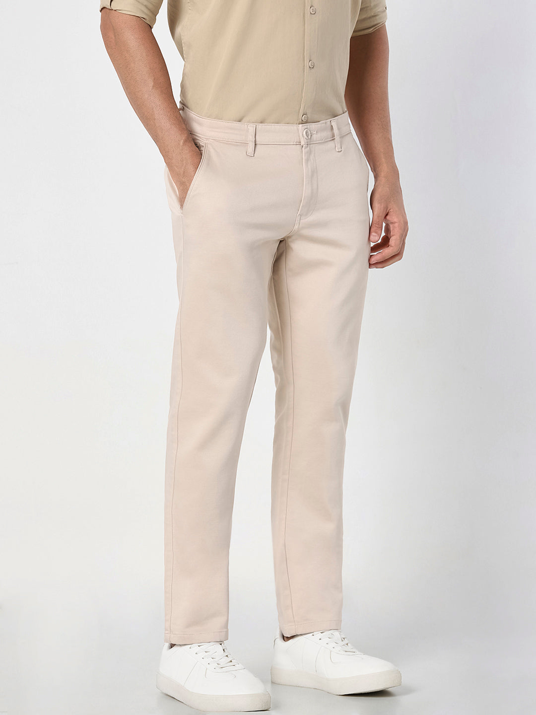 Men’s Cream Solid Straight Fit Chino