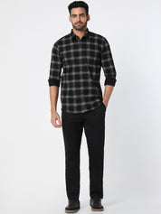 Black Solid Slim Fit Trouser