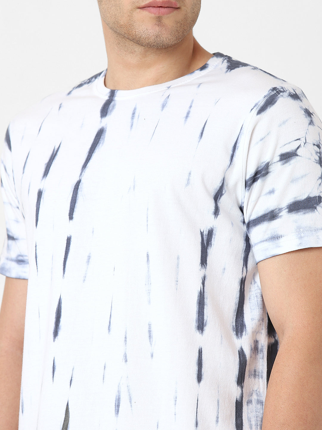 Men's Cut & Sew Round Neck Tshirt
