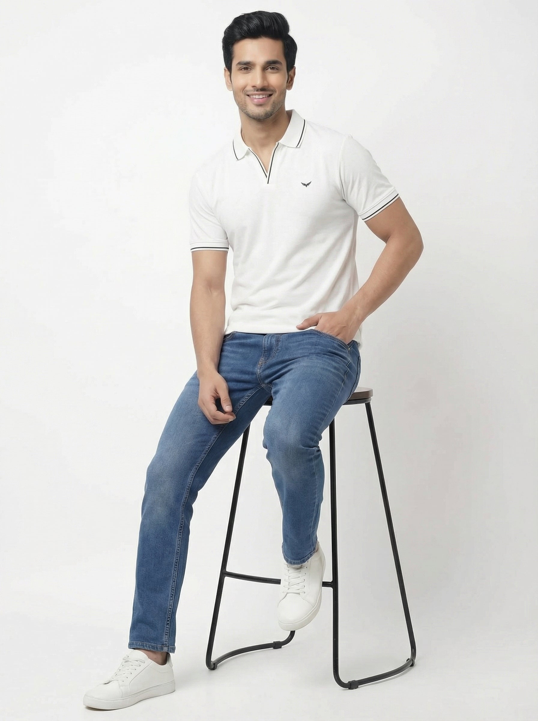 Men Regular Fit Johnny Collar Solid T-Shirt