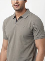 Men Regular Fit Johnny Collar Solid T-Shirt